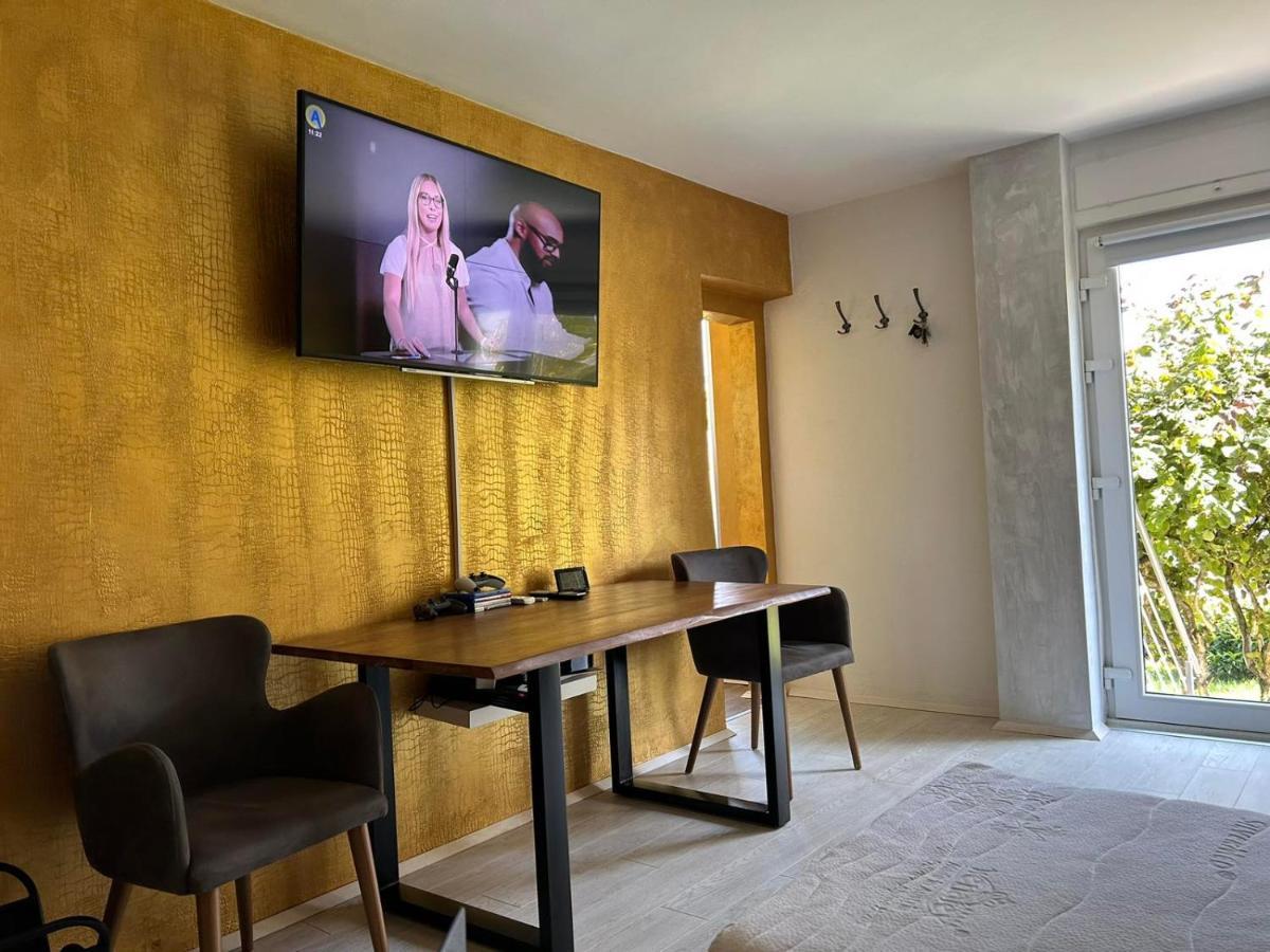 Apartment Gal نوفو ميستو المظهر الخارجي الصورة